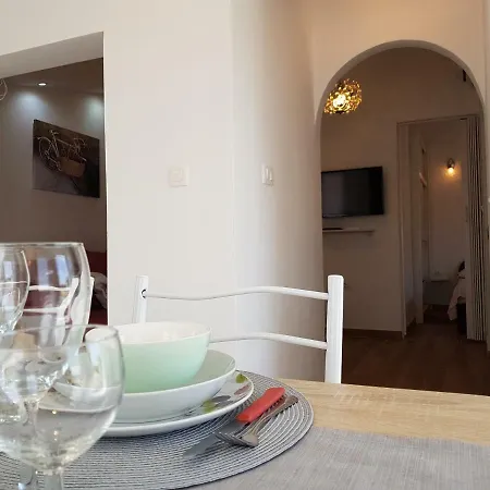 Ulika شقة Marčana